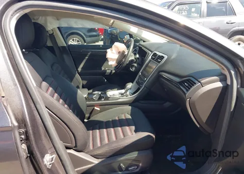 2016 Ford Fusion Se z USA, uszkodzony, nr VIN 3FA6P0H96GR299356